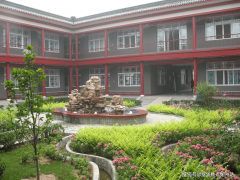 配备DR数字影像系统、CT扫描仪